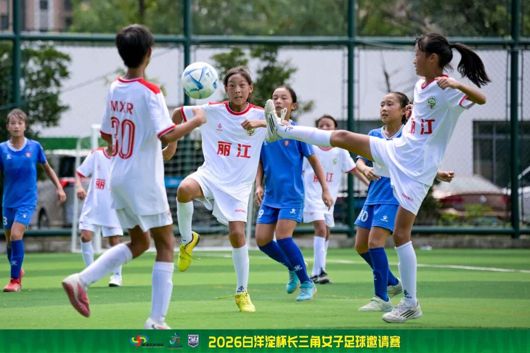 皇马球迷集体暴怒！头号巨星离谱操作！伯纳乌彻底炸锅