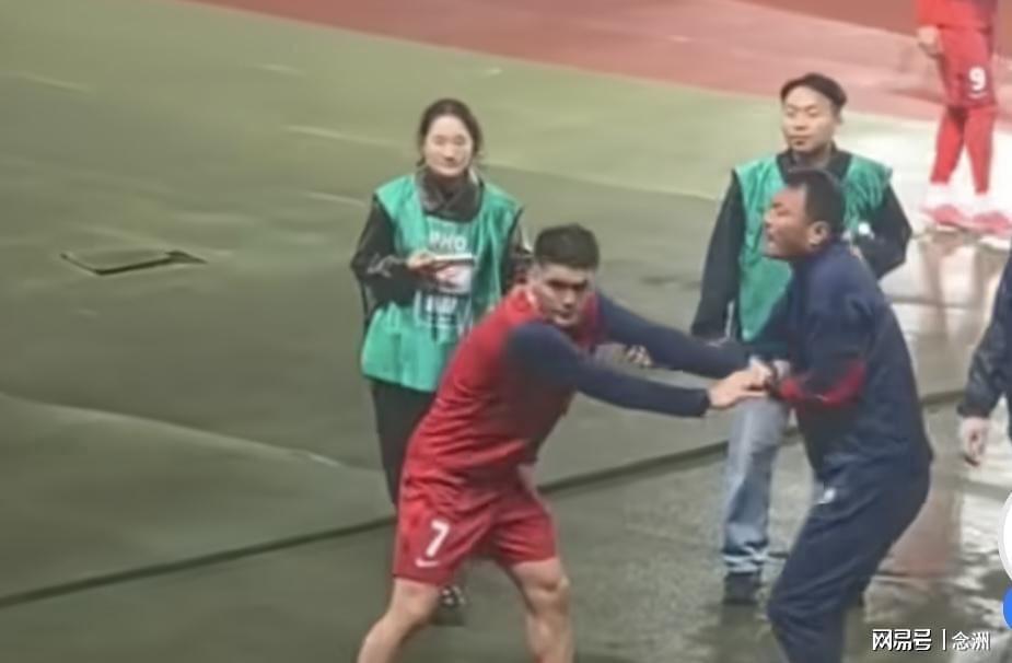 名记：亨德森不会和开拓者提前续约，明夏将成受限制自由球员